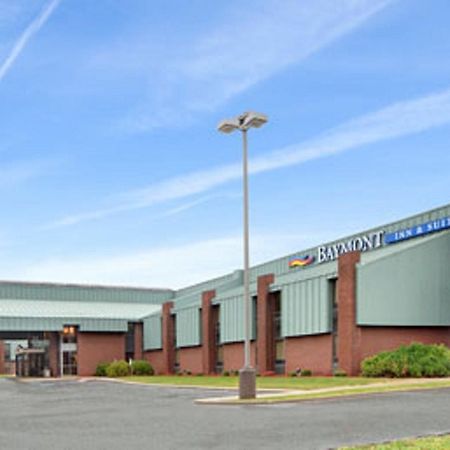 Baymont By Wyndham Elkhart Hotel Exterior photo